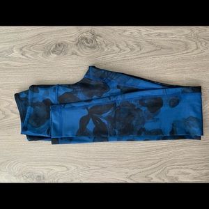 Lululemon yoga pants - size 2